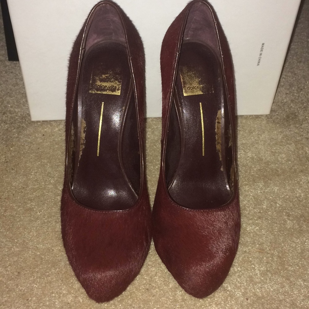 DOLCE VITA WINE CALF HAIR 4” HEELS PREOWNED